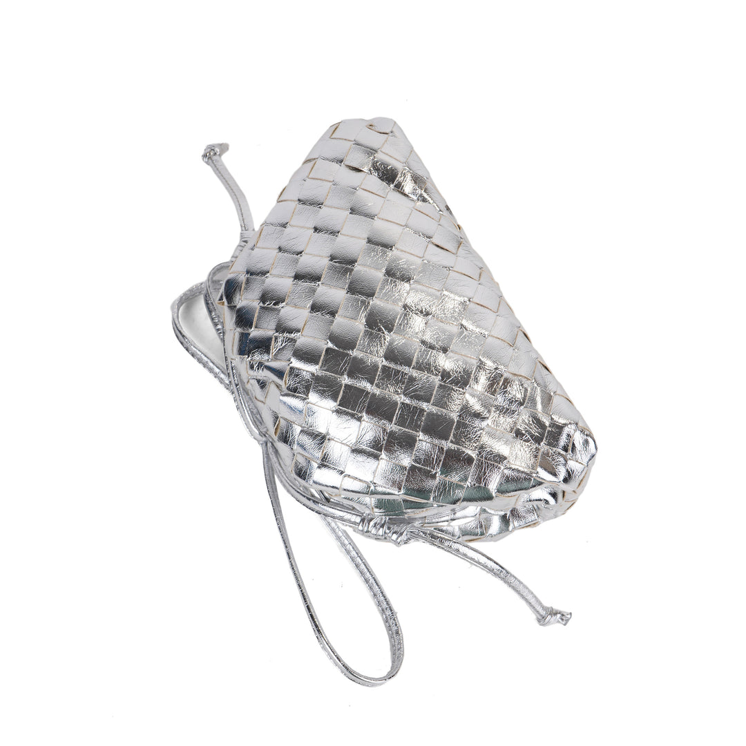 THE NUBE POUCH